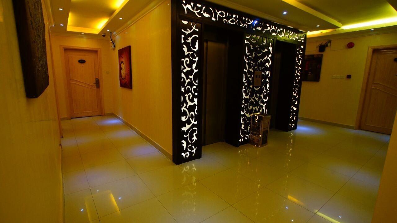 Al Muhaidb Al Takhasosi Suites Riad Exterior foto